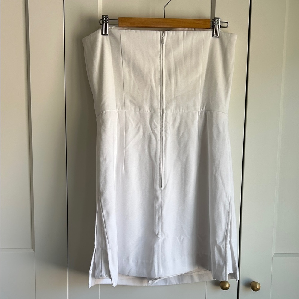 Lilly Pulitzer Kylo White Strapless Romper/Dress | 10 - Picture 4 of 7